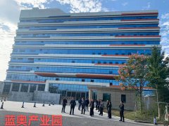 豪派公司被指以建造重轻钢别墅为名骗取业主逾千万元